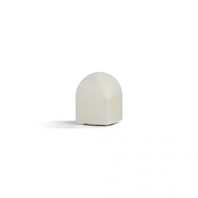 Image de HAY Parade lampe de table LED blanc coquille Hauteur 16 cm