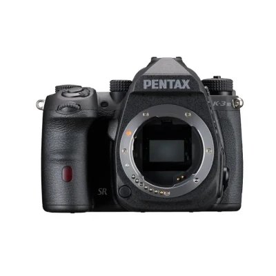 Image de Pentax K 3 Mark III Monochrome boîtier Nu Noir Appareil Photo Reflex APS C Viseur Optique, Champ de Vision 100%, stabilisation SR 5 Axes 5,5 IL, 1600000 ISO, Résistant à l’Eau, Rafale 12 IPS