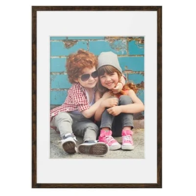 Image de PHOTOLINI Cadre Photo 3D à remplir 50 x 70 cm chêne foncé, boîte Profond avec Passe Partout, pour Objets jusqu&#039;à 1,5 cm, Bois MDF, Verre Les Loisirs créatifs &amp; comme Cadeau