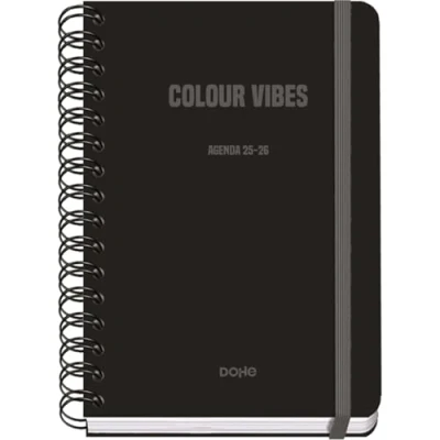 Image de Dohe Agenda Scolaire 2025 2026 Semainier, Taille A5 (15x21 cm), Espagnol et Anglais, Fermeture à Spirale Double Élastique, Couverture Rigide, 4 Pages d&#039;Autocollants COLOUR VIBES Noir