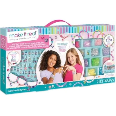 Image de Make It Real: Best Day Ever! Deluxe Jewelry Studio 2183 pièces Kit de bricolage Design et fabrication plus 30 Breacelets, perles breloques, filles enfants à partir 8 ans