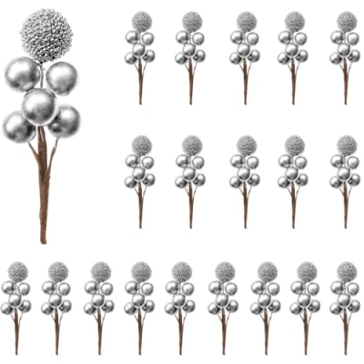 Image de RXXR Lot de 10 Branches pin artificielles Noël avec Baies Rouges et à Feuilles persistantes Décoration Flocons Neige (Tiges Argentées)
