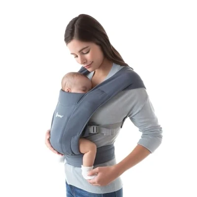 Image de Ergobaby Embrace Soft Air Mesh Porte Bébé pour nouveau nés dès la naissance, ventral 2 positions Ergonomiques, Sage