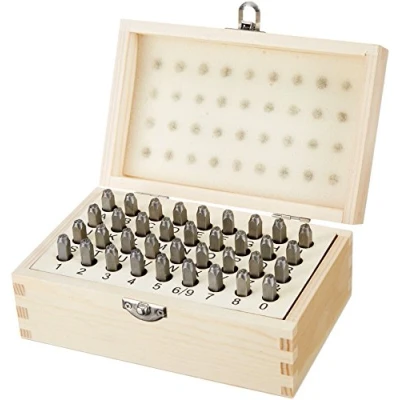 Image de Amazon Basics Kit de poinçons en métal et cuir, 4 mm