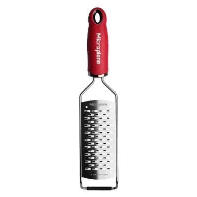 Image de Microplane Râpe de Cuisine Double Tranchant pour Le Fromage à pâte Dure, Pomme, Carotte, courgette et Chocolat en Rouge Acier Inoxydable