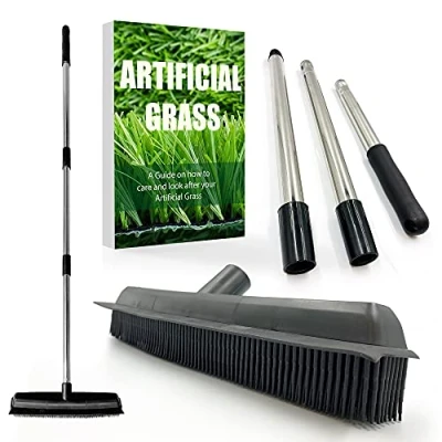 Image de Brosse pour gazon artificiel Astro Balai avec poils en caoutchouc souple et manche acier inoxydable à 3 sections Râteau + guide d&#039;entretien gratuit