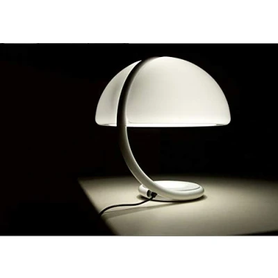 Image de Lampe à poser MARTINELLI LUCE Serpente H45cm Métal laqué blanc Diffuseur orientable