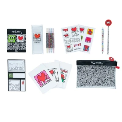 Image de Grupo Erik Set de Papeterie Keith Haring Inclut : 1 Stylo Bille, Crayon Papier, 4 Surligneurs, 2 Trombones, 3 Carnets A6, des Stickers Kawaii