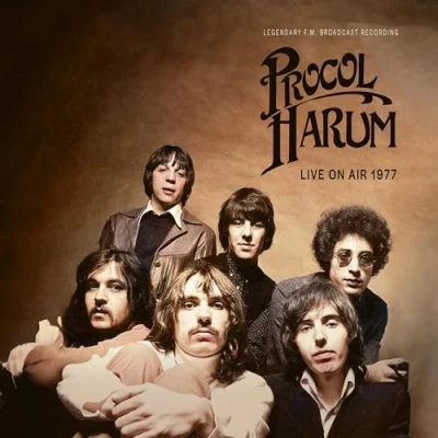 Image de Live on air 1977 (Legendary f.m. broadcast Recording) [Import]