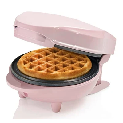 Image de Bestron Mini gaufrier pour gaufres classiques, Machine à petit avec revêtement anti adhésif, les anniversaires d&#039;enfants, fêtes de famille, Pâques ou Noël, Design rétro, Rose