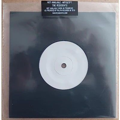 Image de Disque 7 pouces RESIDENTS Non Disponible [Travail en Cours] NRT007P7 New Ralph Too 2023 Royaume Uni Dance &amp; Electronica