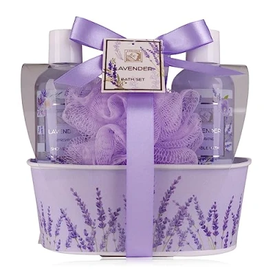 Image de Accentra Set de douche pour femmes LAVANDE dans une belle boîte métallique 4 pièces gel douche, lotion,bain moussant&amp;éponge filet Ensemble cadeau idéal anniversaire ou la Saint Valentin.