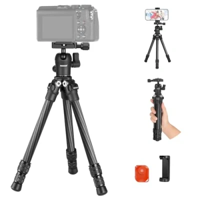 Image de NEEWER TP09 Mini Trépied de Bureau en Métal avec Rotule Support Smartphone et Remote,Trépied Voyage Compact Léger Fibre Carbone,Poignée pour Perche à Selfie Vis 1/4&quot; Charge Maximale 11lb