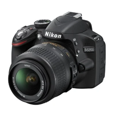 Image de Nikon D3200 + AF S DX NIKKOR 18 55mm Kit d&#039;appareil photo SLR 24,2 MP CMOS 6016 x 4000 pixels Noir Bon état
