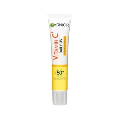 Image de Garnier Vitamine C éclaircissant fluid jour avec filtre SPF50+, invisible, 40 ml