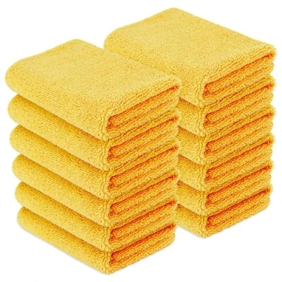 Image de Amazon Basics Lot de 12 serviettes en microfibre pour voitures, chiffon nettoyage double face polissage véhicule, 40.6 x cm, Doré