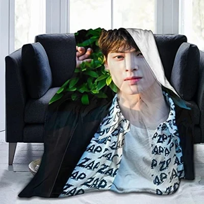 Image de YINGD Cha Eun Woo Couverture polaire douce et confortable pour canapé, bureau, lit, voiture, camping, canapé