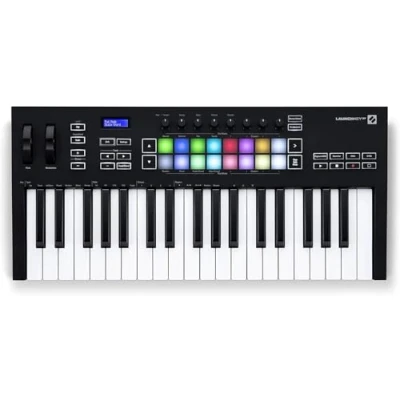 Image de Novation Launchkey 37 [MK3], clavier maître MIDI — intégration parfaite avec Ableton Live. Modes Chord et Scale, arpégiateur. Tous les logiciels nécessaires à la production musicale.