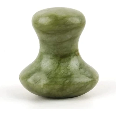 Image de Sun &amp; Sia Masseur Visage Champi Gua Sha en Pierre Naturelle de Jade Vert Idéal pour Rafraîchir le Teint, Traiter les Poches et Cernes, Stimuler la Circulation Peau plus Ferme Élastique