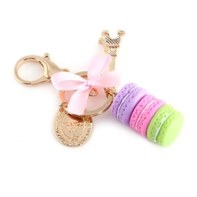 Image de Porte clés Macaron en Alliage Mignon Coloré Tour Eiffel Pendentif Voiture Charme Décoration pour Maison Enfants Cadeau de Fête Noël(13 * 5 4cm Violet)