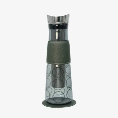 Image de Eigenart Eve 31009 Circular Green Carafe en verre avec couvercle, passoire, brassard cuir synthétique végétalien et soucoupe, sans BPA, 1,25 l