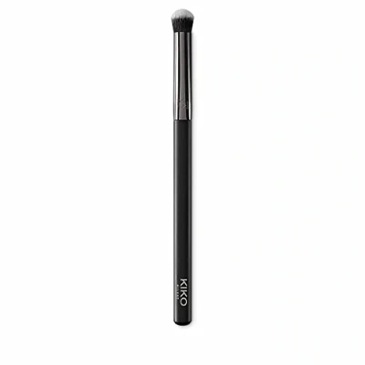 Image de KIKO Milano Face 02 Intensive Coverage Brush Pinceau Visage Et Contour Des Yeux À Haute Intensité De Fibres Pour Correcteurs Ombres Paupières