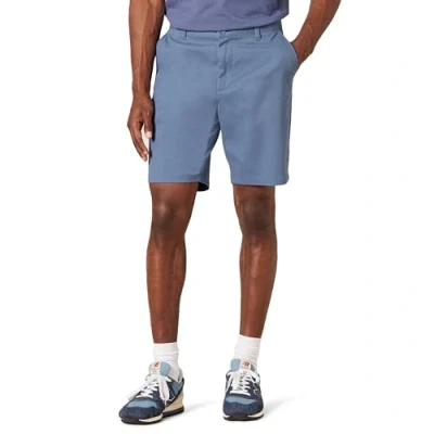 Image de Amazon Essentials Short Chino, Textile Extensible, Entrejambe 23 cm, Coupe Slim Homme, Bleu Foncé, 31W