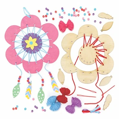 Image de Baker Ross AX866 Kits d&#039;attrape rêves en fleurs Paquet de 4, créez vos propres attrape pour les arts et l&#039;artisanat enfants, des décorations murales une introduction à la couture