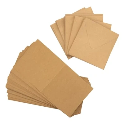 Image de Crafter&#039;s Companion Lot de 100 cartes et enveloppes en papier kraft 12,7 x cm Comprend 50 vierges assorties Idéal pour une variété d&#039;occasions