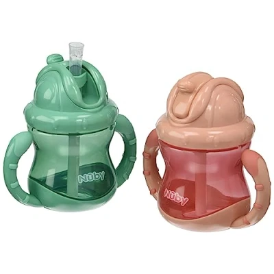 Image de Nuby Lot de 2 tasses Flip it avec paille en silicone anti goutte poignées et système fermeture hermétique Click 240ml rose vert 12+ mois