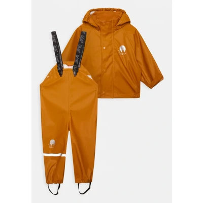 Image de Celavi Basic PU Rain Set Blouson de Pluie, Buckthorn Brown, 150 Mixte Enfant
