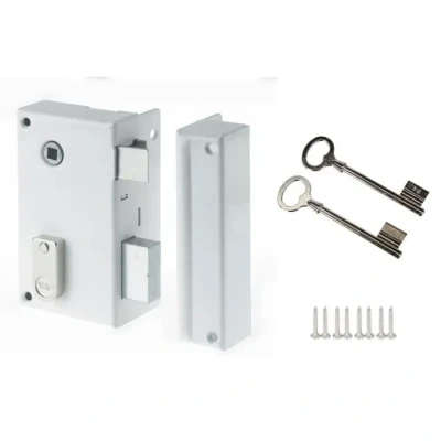 Image de Yale Serrure en Applique Verticale à Fouillot Axe 44 mm, Carré 7 mm Installation Porte Main Droite Idéal Tout Type de Intérieure Communication Acier Durable 2 Clés Blanc