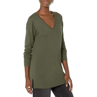 Image de Amazon Essentials Pull Tunique Léger À Manches Longues Et Col en v (Disponible Grande Taille) Femme, Vert Olive Foncé, XS