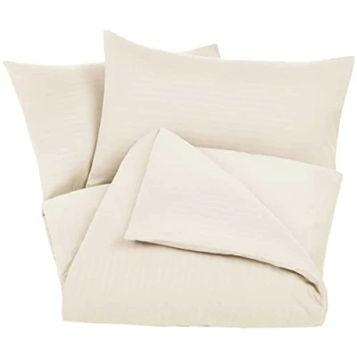 Image de Amazon Basics 3 pièces Parure de lit en microfibre avec housse couette et taies d&#039;oreiller, 230 x 220 cm, beige, Uni