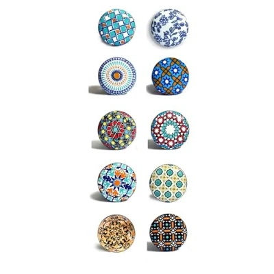Image de Jeu de 10 Poignées céramique couleurs et formes différentes peint à la main. Tireurs main pour armoires, tiroirs confortables. classiques 40 mm diamètre