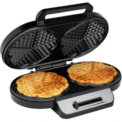 Image de gaufres Clatronic avec 2 surfaces de cuisson antiadhésives forme coeur, degré bronzage réglable en continu et feu camp par quelques minutes 1200W WA 3745