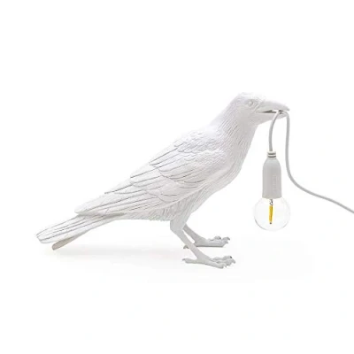 Image de Seletti Bird Lamp Waiting lampe de table corbeau blanc