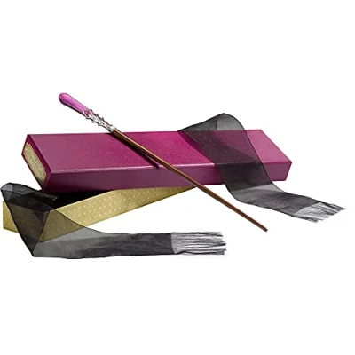 Image de The Noble Collection Fantastic Beasts Seraphina Picquery&#039;s Wand in Collector’s Box 14in (35.5cm) Wizarding World Officially Licensed Film Set Movie Props Wands Gifts