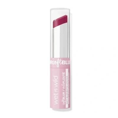 Image de Wet n Wild Cloud Pout Soft Blur Matte Lipstick, Rouge à Lèvres Mat avec Formule Non Séchante et Longue Durée, Léger Hydratant, Homecoming Queen