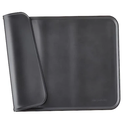 Image de Amazon Basics Tapis de gamelle en silicone étanche pour animaux compagnie 47 x 29 cm, Noir, Uni