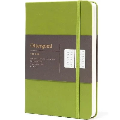 Image de Ottergami Bullet Journal Pointillé A5, 144 Pages, Vert Carnet de Notes A5 Cuir Vegan, 15x21 cm, Papier Épais 150g/m², Couverture Rigide, Élastique, Poche Intérieure Cahier en The Pro