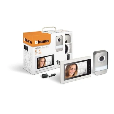Image de Bticino 317913 EASYKIT Essential VIDÉOPHONE MONOFAMILIAIRE Plug in 2 Fils avec 1 Bouton extérieur, Sonnette et caméra, Moniteur intérieur 7&quot; Couleur Mains Libres