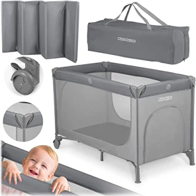 Image de Ricokids Lit de Voyage pour bébé avec Matelas 125 x 65 78 cm Enfant Jusqu&#039;à 15 kg 2 Roues Freins Entrée latérale Amovible Sac Transport Pliable Compact