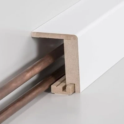 Image de PROVISTON Barre de recouvrement tuyaux chauffants jusqu&#039;à 88 mm MDF 64 x 96 2500 Arrondi Blanc Plinthe