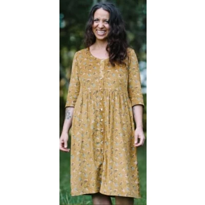 Image de Sew Liberated Motif de robe Hinterland, multicolore