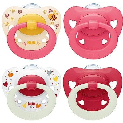 Image de NUK Signature Day &amp; Night Tetine pour bébé 6 18 mois Apaise 95 % des bébés Sucettes en silicone sans BPA, forme de cœur Brille dans le noir Cœurs Lot 4