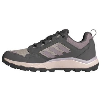 Image de adidas Femme Tracerocker 2.0 Trail Running Shoes Chaussures Basses Non liées au Football, Charcoal/preloved Fig/Silver Dawn, 36 2/3 EU
