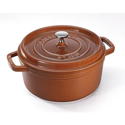 Image de STAUB Cocotte en Fonte Émaillée avec Couvercle, Tous feux dont induction, 2 à 3 personnes, Ronde, 22 cm, 2,60 L, 4,7 kg, Cannelle