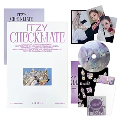 Image de ITZY [CHECKMATE] (STANDARD EDITION LIA Ver.) Photobook + Photocard CD R Mini Folding Poster Lyric Paper Sticker Postcard Set Special Card 2 Badges 4 Extra Photocards