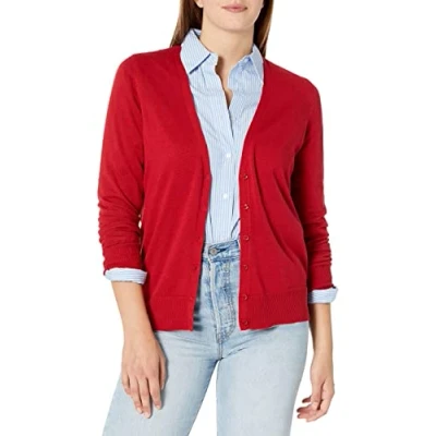 Image de Amazon Essentials Cardigan léger à col en V (Grande Taille Disponible) Femme, Rouge, S